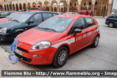 Fiat Punto VI serie
Vigili del Fuoco
VF 27098
Parole chiave: Fiat Punto_VIserie VF27098