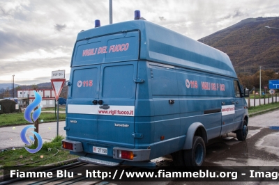 Iveco Daily II serie
Vigili del Fuoco
Comando Provinciale di Roma
Ex Polizia di Stato
VF 27198

qui fotografato presso il campo 
di Cittareale (RI) durante 
il sisma del Centro Italia
Parole chiave: Iveco Daily_II_serie VF27198