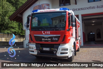 Man TGM 15.290 4x4 III serie
Vigili del Fuoco
Unione Distrettuale Bolzano
Bezirksverband Bozen
Corpo Volontario di Caldaro Mercato (BZ)
Freiwillige Feuerwehr Kaltern Markt
allestimento Rosenbauer
VF 271BZ
Parole chiave: Man TGM_15.290_4x4_IIIserie VF271BZ