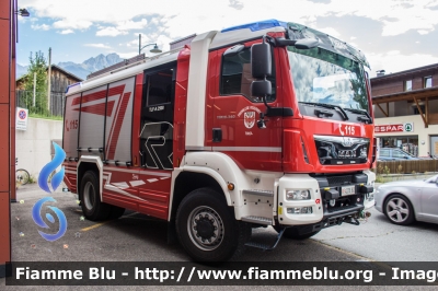 Man TGM 16.340 4x4 III serie
Vigili del Fuoco
Unione Distrettuale Merano - Bezirksverband Meran
Corpo Volontario di Tirolo - Freiwillige Feuerwehr Tirol (BZ)
AutoPompaSerbatoio TLF 2500 allestimento Rosenbauer
VF 273 BZ
Parole chiave: Man TGM_16.340_4x4_IIIserie VF273BZ