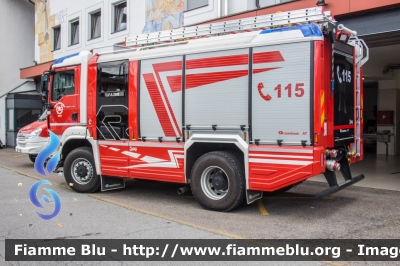 Man TGM 16.340 4x4 III serie
Vigili del Fuoco
Unione Distrettuale Merano - Bezirksverband Meran
Corpo Volontario di Tirolo - Freiwillige Feuerwehr Tirol (BZ)
AutoPompaSerbatoio TLF 2500 allestimento Rosenbauer
VF 273 BZ
Parole chiave: Man TGM_16.340_4x4_IIIserie VF273BZ