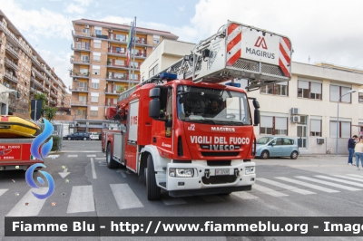 Iveco EuroCargo 180E32 III serie
Vigili del Fuoco
Comando Provinciale di Roma
Distaccamento Cittadino Tuscolano II
AutoScala M32L da 32 metri allestimento Magirus
VF 27497
Parole chiave: Iveco EuroCargo_180E32_IIIserie VF27497