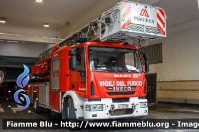 Iveco EuroCargo 180E32 III serie
Vigili del Fuoco
Comando Provinciale di Roma
Via Genova-Centrale
AutoScala M39L da 39 metri
allestimento Magirus
VF 27498
Parole chiave: Iveco EuroCargo_180E32_IIIserie VF27498