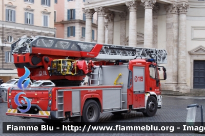 Iveco EuroCargo 180E32 III serie
Vigili del Fuoco
Comando Provinciale di Roma
Via Genova-Centrale
AutoScala M39L da 39 metri
allestimento Magirus
VF 27498
Parole chiave: Iveco EuroCargo_180E32_IVserie VF27498