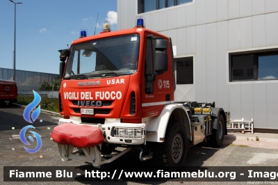 Iveco EuroCargo 150E30 4x4 III serie
Vigili del Fuoco
Direzione Regionale Lazio
Nucleo USAR
allestimento Iveco-Molinari
VF 27650
Parole chiave: Iveco EuroCargo_150E30_4x4_IIIserie VF27650