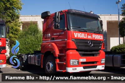 Mercedes-Benz Axor 1840 II serie
Vigili del Fuoco
Comando Provinciale di Roma
VF 27671
Parole chiave: Mercedes-Benz Axor_1840_IIserie VF27671