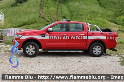 Ford Ranger IX serie
Vigili del Fuoco
Allestito Aris
Comando Provinciale di Roma
VF 27693
Parole chiave: Ford Ranger_IXserie VF27693