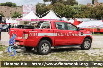 Ford Ranger IX serie
Vigili del Fuoco
Allestito Aris
Comando Provinciale di Roma
VF 27693
Parole chiave: Ford Ranger_IXserie VF27693