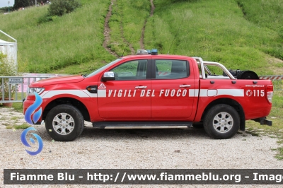 Ford Ranger IX serie
Vigili del Fuoco
Allestito Aris
Comando Provinciale di Roma
VF 27693
Parole chiave: Ford Ranger_IXserie VF27693