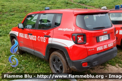 Jeep Renegade
Vigili del Fuoco
Comando Provinciale di Roma
VF 27751
Parole chiave: Jeep Renegade VF27751