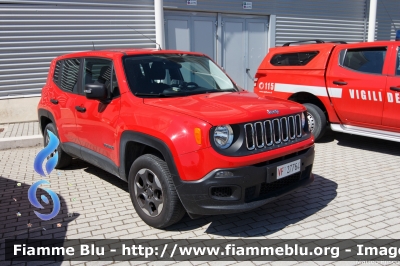 Jeep Renegade
Vigili del Fuoco
Comando Provinciale di Milano
VF 27764
Parole chiave: Jeep Renegade VF27764