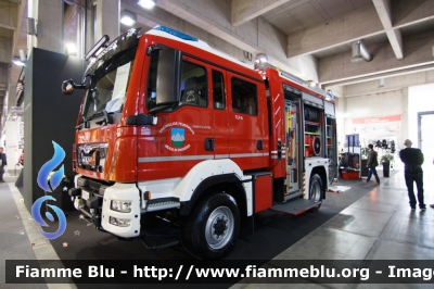 Man TGM 13.290 4x4 III serie
Vigili del Fuoco
Unione Distrettuale Merano - Bezirksverband Meran
Corpo Volontario di Moso in Passiria (BZ)
Freiwillige Feuerwehr Moos in Passeier
Allestimento Kofler
Esposto al Civil Protect 2018
VF 27G BZ
Parole chiave: Man TGM_13.290_4x4_IIIserie VF27GBZ Civil_Protect_2018