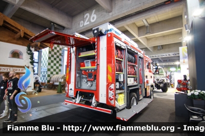 Man TGM 13.290 4x4 III serie
Vigili del Fuoco
Unione Distrettuale Merano - Bezirksverband Meran
Corpo Volontario di Moso in Passiria (BZ)
Freiwillige Feuerwehr Moos in Passeier
Allestimento Kofler
Esposto al Civil Protect 2018
VF 27G BZ
Parole chiave: Man TGM_13.290_4x4_IIIserie VF27GBZ Civil_Protect_2018