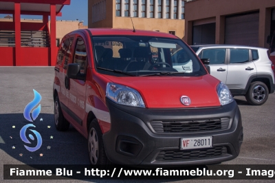 Fiat Qubo
Vigili del Fuoco
Comando Provinciale di Roma
SCA - Scuole Centrali Antincendio
di Roma Capannelle
VF 28011
Parole chiave: Fiat Qubo VF28011