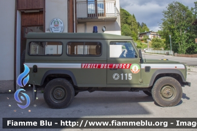 Land Rover Defender 110
Vigili del Fuoco
Comando Provinciale di Belluno
Distaccamento Permanente di Tai di Cadore
VF 28104
Parole chiave: Land_Rover Defender_110 VF28104