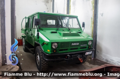 Iveco VM90
Vigili del Fuoco
Comando Provinciale di Rieti
Allestimento Iveco-Magirus
VF 28734

Santa Barbara 2017
Parole chiave: Iveco VM90 VF28734 santa_barbara_2017