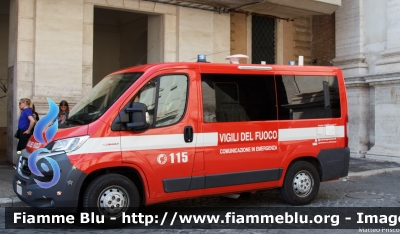 Fiat Ducato X290
Vigili del Fuoco
Direzione Regionale Marche
Nucleo Videodocumentazione
CoEm Comunicazione in Emergenza
VF 29096
Parole chiave: Fiat Ducato_X290 VF29096