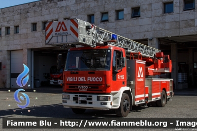 Iveco EuroFire 150E27 I serie
Vigili del Fuoco
Comando Provinciale Roma
Via Genova-Centrale
AutoScala da 30 metri allestita Iveco-Magirus
VF 29528

In prestito temporaneo al 
Comando Provinciale di Viterbo
Parole chiave: Iveco EuroFire_150E27_Iserie VF29528