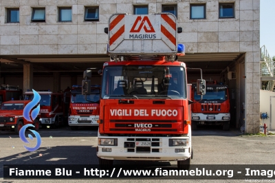 Iveco EuroFire 150E27 I serie
Vigili del Fuoco
Comando Provinciale Roma
Via Genova-Centrale
AutoScala da 30 metri allestita Iveco-Magirus
VF 29528

In prestito temporaneo al 
Comando Provinciale di Viterbo
Parole chiave: Iveco EuroFire_150E27_Iserie VF29528