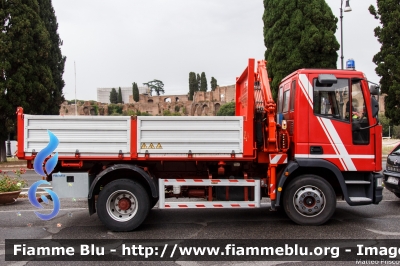 Iveco EuroCargo 120E18 I serie
Vigili del Fuoco
Comando Provinciale di Roma
SCA - Scuole Centrali Antincendio
di Roma Capannelle
VF 29720
Parole chiave: Iveco EuroCargo_120E18_Iserie VF29720