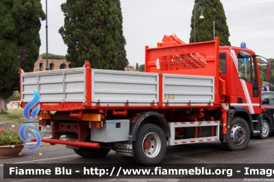 Iveco EuroCargo 120E18 I serie
Vigili del Fuoco
Comando Provinciale di Roma
SCA - Scuole Centrali Antincendio
di Roma Capannelle
VF 29720
Parole chiave: Iveco EuroCargo_120E18_Iserie VF29720