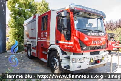 Iveco EuroCargo MaxiCity 180E30 IV serie
Vigili del Fuoco
Comando Provinciale di Latina
AutoPompaSerbatoio allestimento Magirus
VF 29731
Parole chiave: Iveco EuroCargo_MaxiCity_180E30_IVserie VF29731