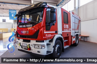  Iveco EuroCargo MaxiCity 180E30 IV serie 
Vigili del Fuoco
Comando Provinciale di Brescia
AutoPompaSerbatoio allestimento Magirus
VF 29733
In esposizione al Reas 2019 
Parole chiave: Iveco EuroCargo_MaxiCity_180E30_IVserie VF29733 Reas_2019