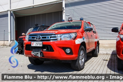 Toyota Hilux V serie
Vigili del Fuoco
Direzione Regionale Marche
Nucleo Cinofili
Allestimento Divitec
VF 29768
Parole chiave: Toyota Hilux_Vserie VF29768