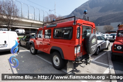 Land Rover Defender 110
Vigili del Fuoco
Distretto delle Giudicarie
Corpo Volontario di Cimego (TN)
VF 2E8 TN
Parole chiave: Land-Rover Defender_110 VF2E8TN