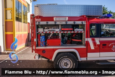 Iveco Massif pick up
Vigili del Fuoco
Unione distrettuale di Cles
Corpo Volontario di Taio (TN)
Polisoccorso allestimento Iveco Magirus
VF K2 TN
Parole chiave: Iveco Massif_pick_up VF2K2TN