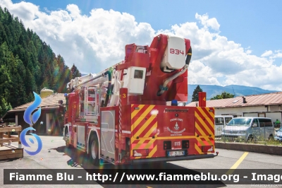 Scania P320 II serie
Vigili del Fuoco
Unione Distrettuale di Fiemme (TN)
ospitato dal Corpo Volontario di Predazzo (TN)
Allestimento Rosenbauer
VF 2L3 TN
Parole chiave: Scania P320_IIserie VF2L3TN