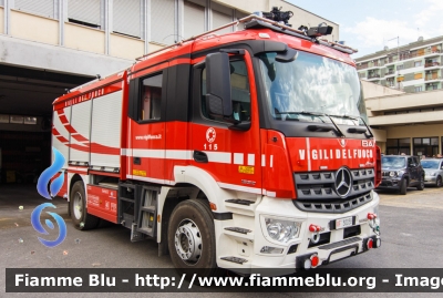 Mercedes-Benz Arocs 1832
Vigili del Fuoco
Comando Provinciale di Roma
Distaccamento Cittadino Tuscolano II
bimodale (strada-rotaia)
allestimento BAI
VF 30038
Parole chiave: Mercedes-Benz Arocs_1832 VF30038