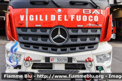 Mercedes-Benz Arocs 1832
Vigili del Fuoco
Comando Provinciale di Roma
Distaccamento Cittadino Tuscolano II
bimodale (strada-rotaia)
allestimento BAI
VF 30038
Parole chiave: Mercedes-Benz Arocs_1832 VF30038