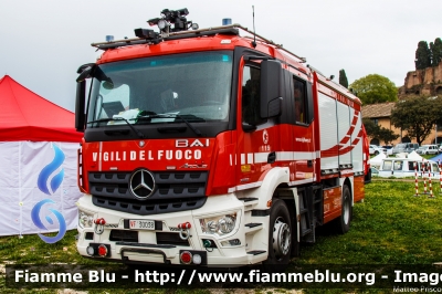 Mercedes-Benz Arocs 1832
Vigili del Fuoco
Comando Provinciale di Roma
Distaccamento Cittadino Tuscolano II
bimodale (strada-rotaia)
allestimento BAI
VF 30038
Parole chiave: Mercedes-Benz Arocs_1832 VF30038