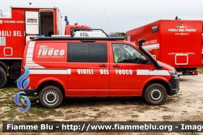 Volkswagen Transporter T6
Vigili Del Fuoco
Comando Provinciale di Roma
Nucleo Cinofili
allestimento Tekne
VF 30284
Parole chiave: Volkswagen Transporter_T6 VF30284