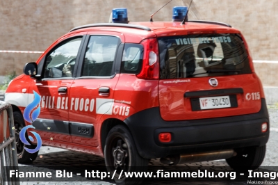 Fiat Nuova Panda 4x4 II serie
Vigili del Fuoco
Comando Provinciale di Roma
VF 30430
Parole chiave: Fiat Nuova_Panda_4x4_IIserie VF30430