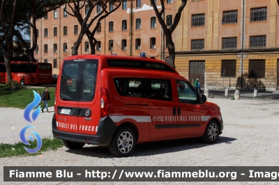 Fiat Doblò XL IV serie
Vigili del Fuoco
Comando provinciale di Fermo
VF 30504
Parole chiave: Fiat Doblò_XL_IVserie VF30504