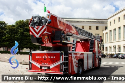 Man TGM 18.320 III serie
Vigili del Fuoco
Comando Provinciale di Roma
Distaccamento cittadino EUR
Autoscala articolata L42A-XS da 42 metri
Allestimento BAI - Metz
VF 30682
Parole chiave: Man TGM_18.320_IIIserie VF30682