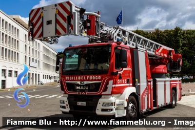 Man TGM 18.320 III serie
Vigili del Fuoco
Comando Provinciale di Roma
Distaccamento cittadino EUR
Autoscala articolata L42A-XS da 42 metri
Allestimento BAI - Metz
VF 30682
Parole chiave: Man TGM_18.320_IIIserie VF30682