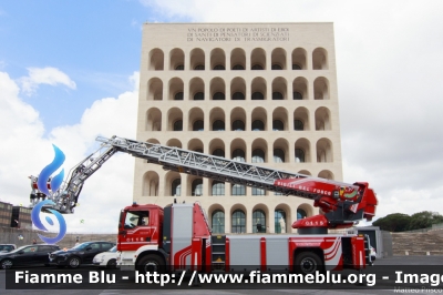 Man TGM 18.320 III serie
Vigili del Fuoco
Comando Provinciale di Roma
Distaccamento cittadino EUR
Autoscala articolata L42A-XS da 42 metri
Allestimento BAI - Metz
VF 30682
Parole chiave: Man TGM_18.320_IIIserie VF30682