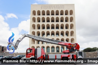 Man TGM 18.320 III serie
Vigili del Fuoco
Comando Provinciale di Roma
Distaccamento cittadino EUR
Autoscala articolata L42A-XS da 42 metri
Allestimento BAI - Metz
VF 30682
Parole chiave: Man TGM_18.320_IIIserie VF30682