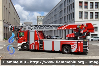 Man TGM 18.320 III serie
Vigili del Fuoco
Comando Provinciale di Roma
Distaccamento cittadino EUR
Autoscala articolata L42A-XS da 42 metri
Allestimento BAI - Metz
VF 30682
Parole chiave: Man TGM_18.320_IIIserie VF30682