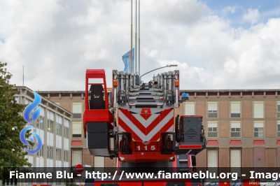 Man TGM 18.320 III serie
Vigili del Fuoco
Comando Provinciale di Roma
Distaccamento cittadino EUR
Autoscala articolata L42A-XS da 42 metri
Allestimento BAI - Metz
VF 30682
Parole chiave: Man TGM_18.320_IIIserie VF30682