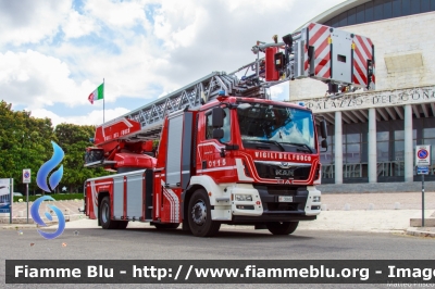 Man TGM 18.320 III serie
Vigili del Fuoco
Comando Provinciale di Roma
Distaccamento cittadino EUR
Autoscala articolata L42A-XS da 42 metri
Allestimento BAI - Metz
VF 30682
Parole chiave: Man TGM_18.320_IIIserie VF30682