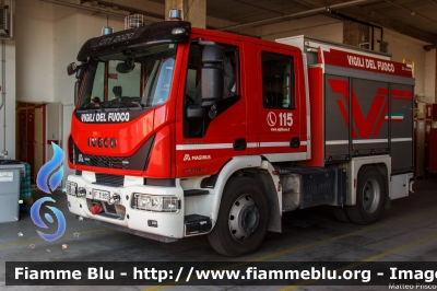 Iveco EuroCargo 120EL25 IV serie
Vigili del Fuoco
Comando Provinciale di Viterbo
AutoPompaSerbatoio allestimento Magirus
VF 31855
Parole chiave: Iveco EuroCargo_120EL25_IVserie VF31855