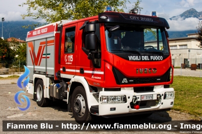 Iveco EuroCargo 120E25 IV serie - NewCity 2020
Vigili del Fuoco
Comando Provinciale di Belluno
Distaccamento Permanente di Feltre (BL)
AutoPompaSerbatoio allestimento Magirus
VF 31976
Parole chiave: Iveco EuroCargo_120E25_IVserie - NewCity_2020 VF31976