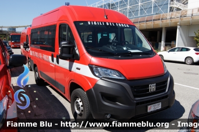 Fiat Ducato X290
Vigili del Fuoco
Comando Provinciale di Bari
VF 32231
Parole chiave: Fiat Ducato_X290 VF32231