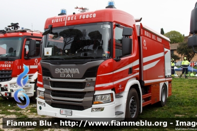 Scania P370 III serie
Vigili Del Fuoco
Comando Provinciale di Roma
AutoBottePompa allestimento Bai
VF 33018
Parole chiave: Scania P370_IIIserie VF33018