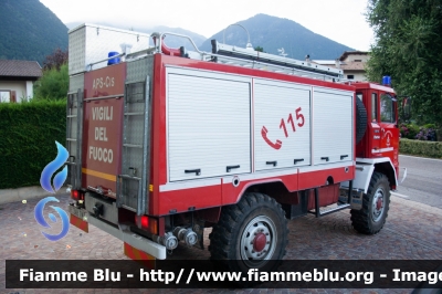 Iveco 80-16
Vigili del Fuoco
Unione distrettuale di Cles
Corpo Volontario di Cis (TN)
Allestito Baribbi, ricondizionato Rosenbauer
VF 3A8 TN
Parole chiave: Iveco 80-16 VF3A8TN