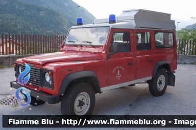 Land-Rover Defender 110
Vigili del Fuoco
Distretto della Val Di Sole
Corpo Volontario di Caldes (TN)
VF 3D3 TN
Parole chiave: Land-Rover Defender_110 VF3D3TN